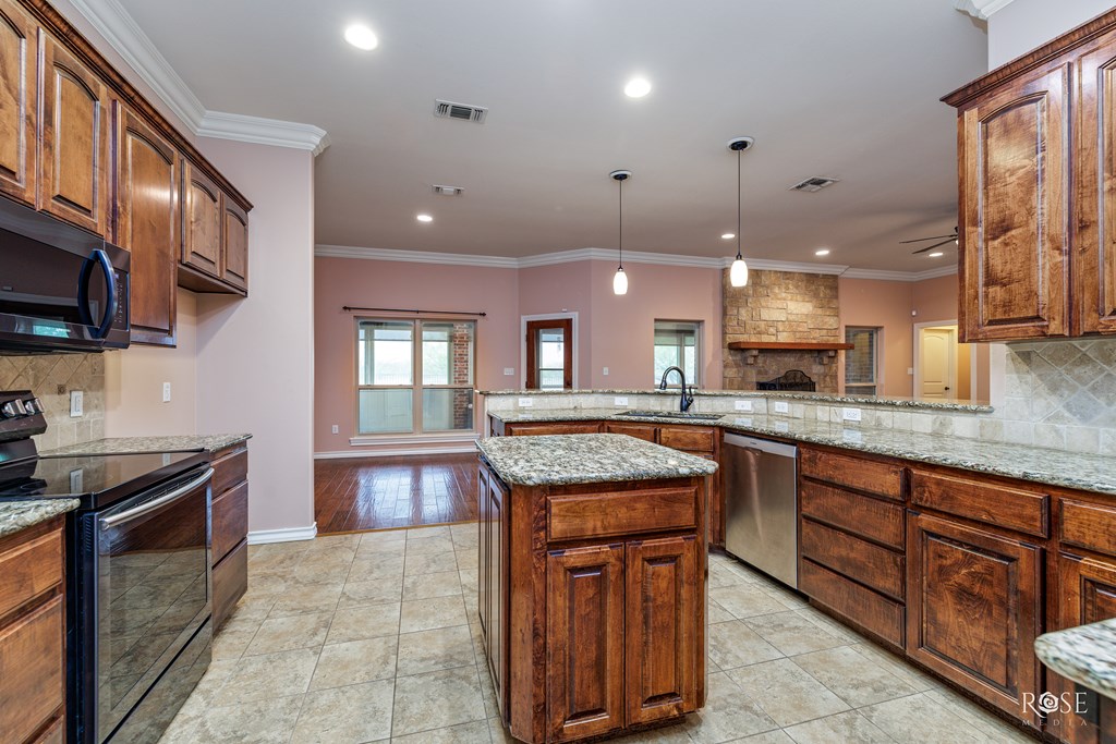 2024 Coyote Bend Property Photo 18