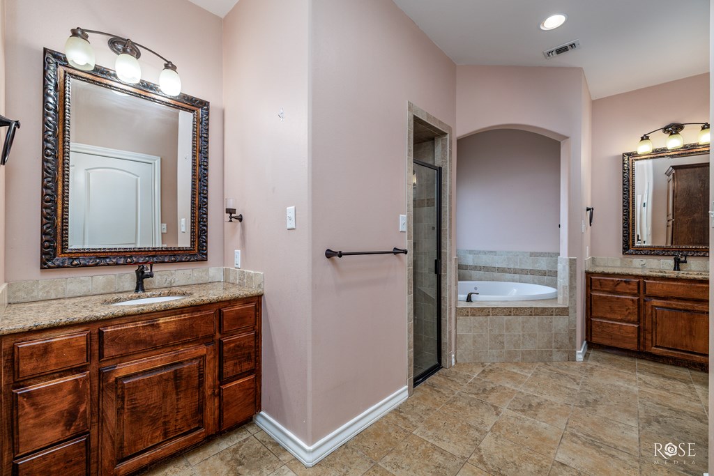 2024 Coyote Bend Property Photo 23