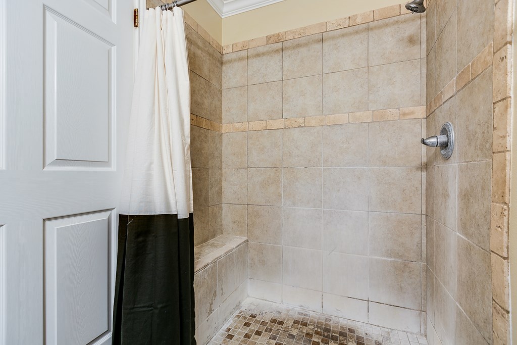 350 W Ave L Property Photo 15