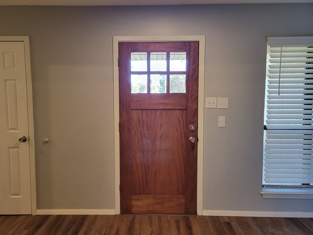 4829 Bermuda Dr Property Photo 2