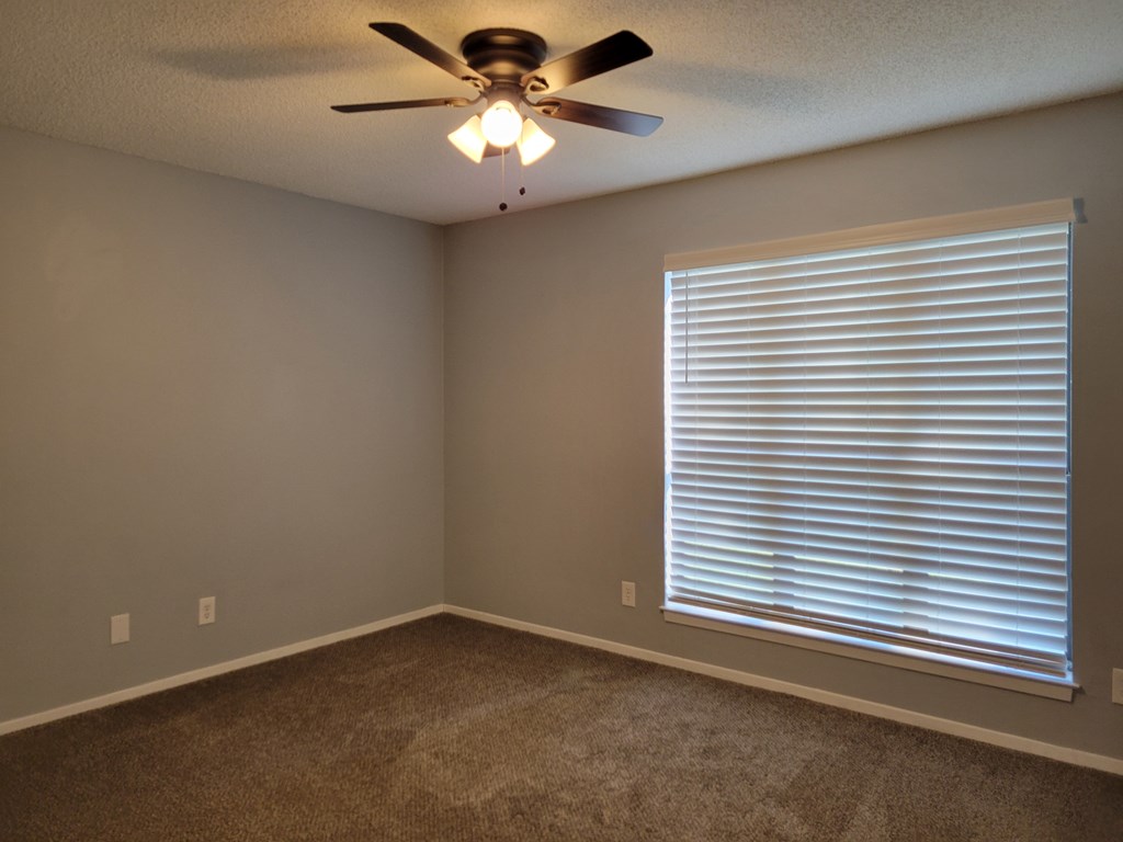 4829 Bermuda Dr Property Photo 9