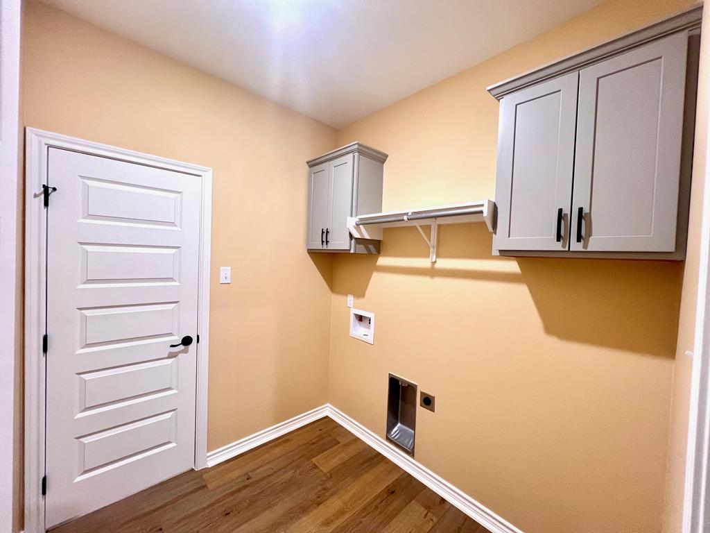 1507 Mayse St Property Photo 18