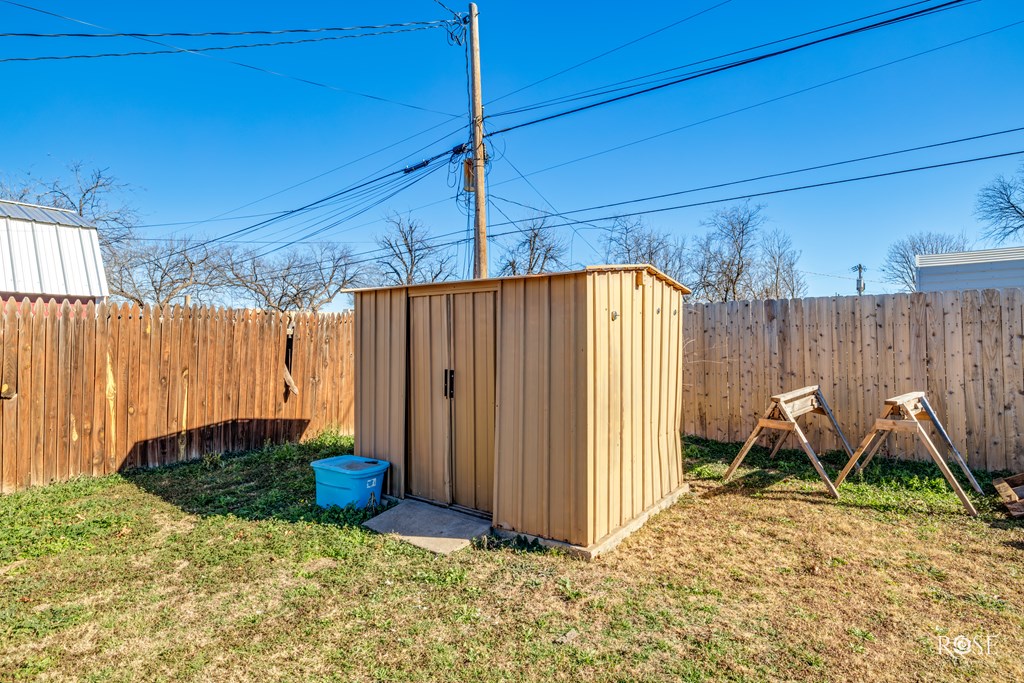 2617 San Antonio St Property Photo 19