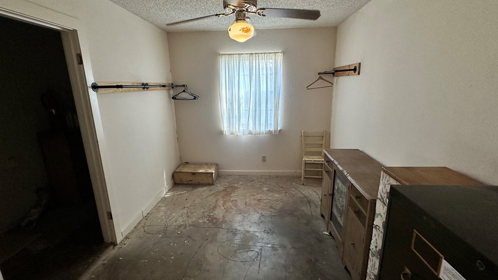 7490 Canna St Property Photo 7