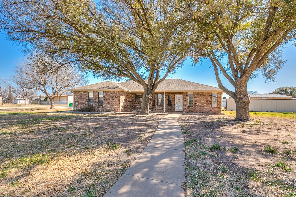 1041 Crickett Lane Property Photo 33