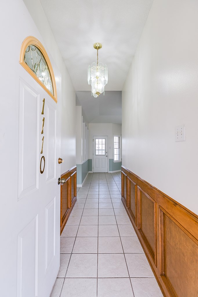 1110 Selman Court Property Photo 4