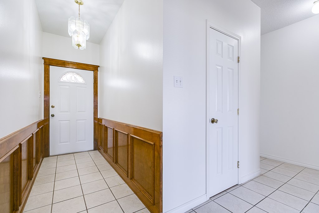 1110 Selman Court Property Photo 5