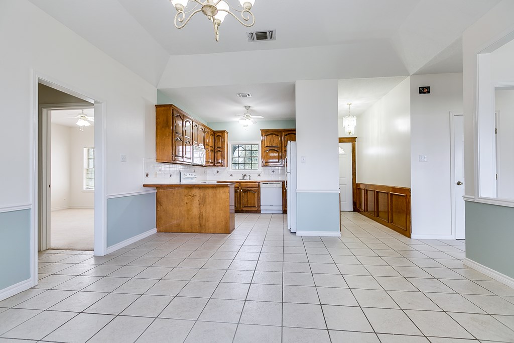 1110 Selman Court Property Photo 15