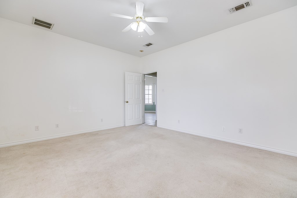 1110 Selman Court Property Photo 17