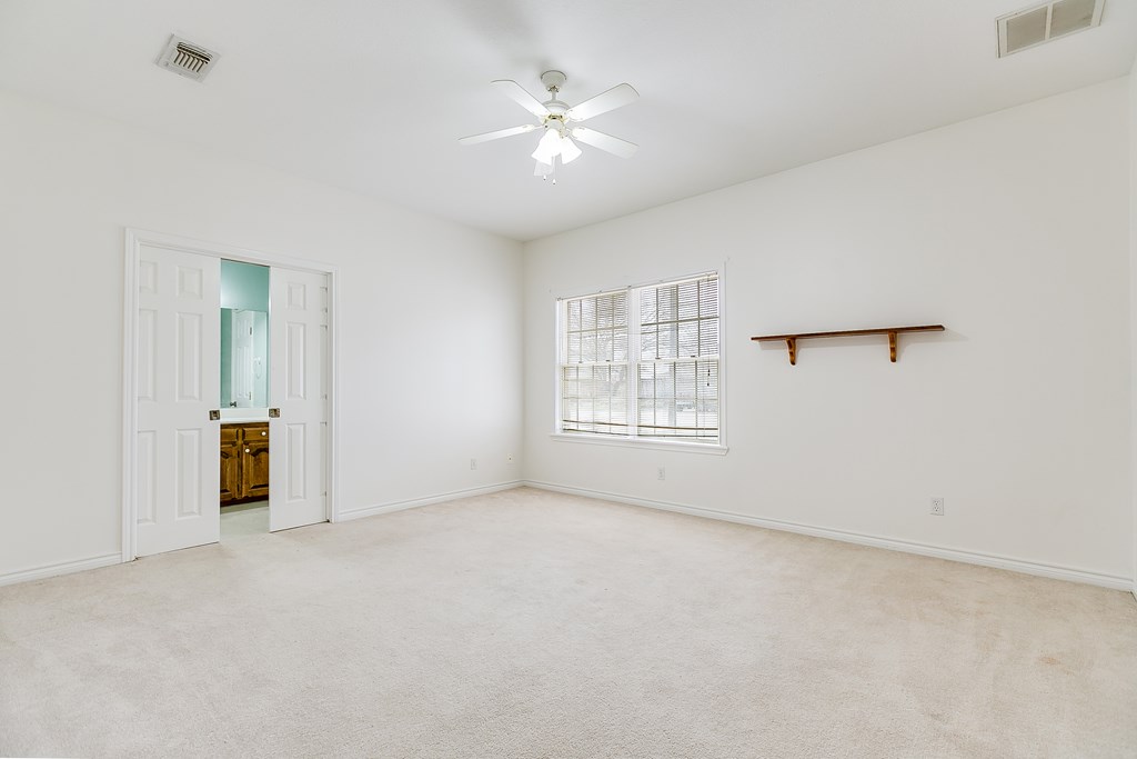 1110 Selman Court Property Photo 18