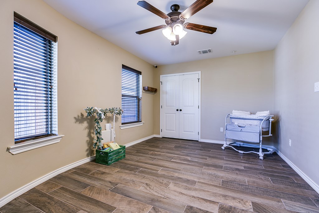 5946 Tarin St Property Photo 23