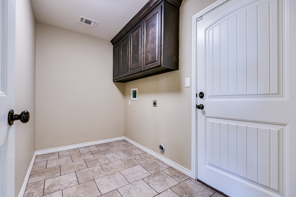5946 Tarin St Property Photo 24