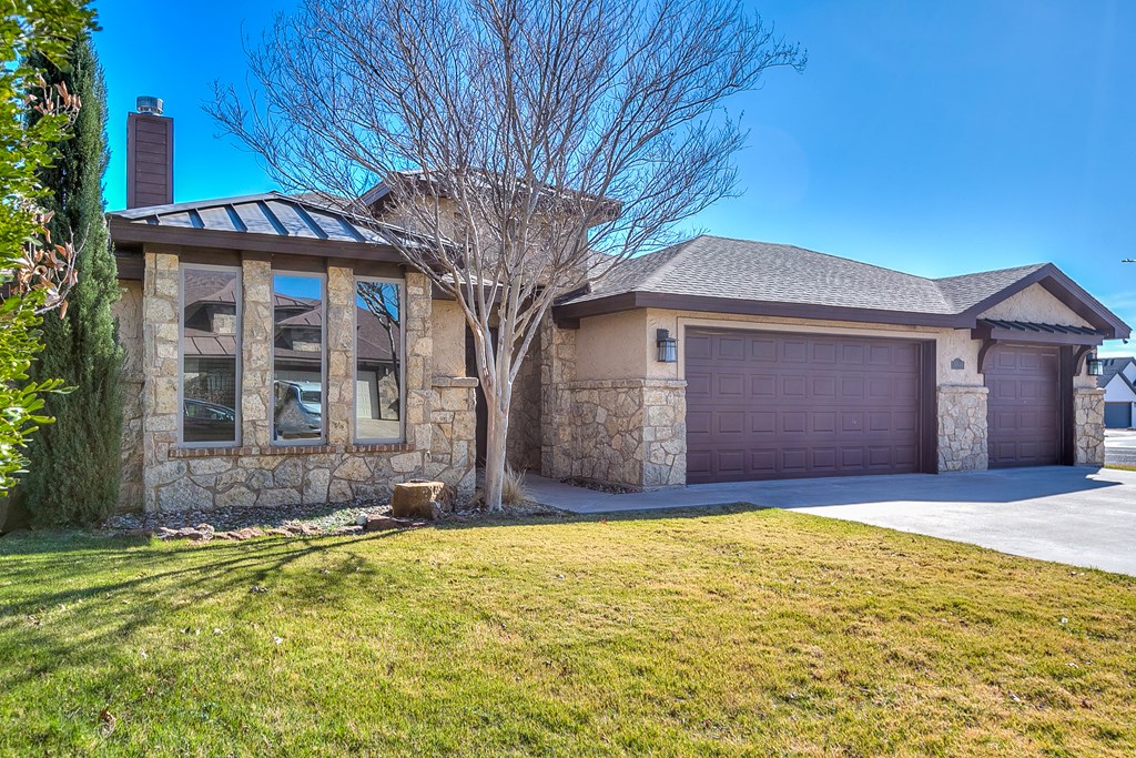 5946 Tarin St Property Photo 29