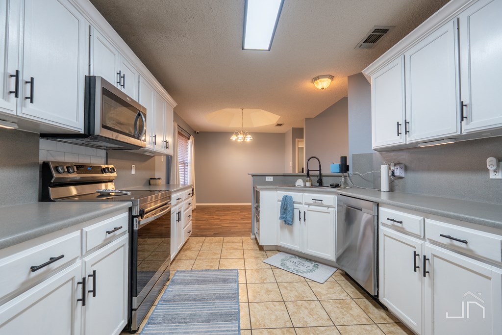2925 Mcgill Blvd Property Photo 30