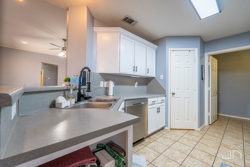 2925 Mcgill Blvd Property Photo 32
