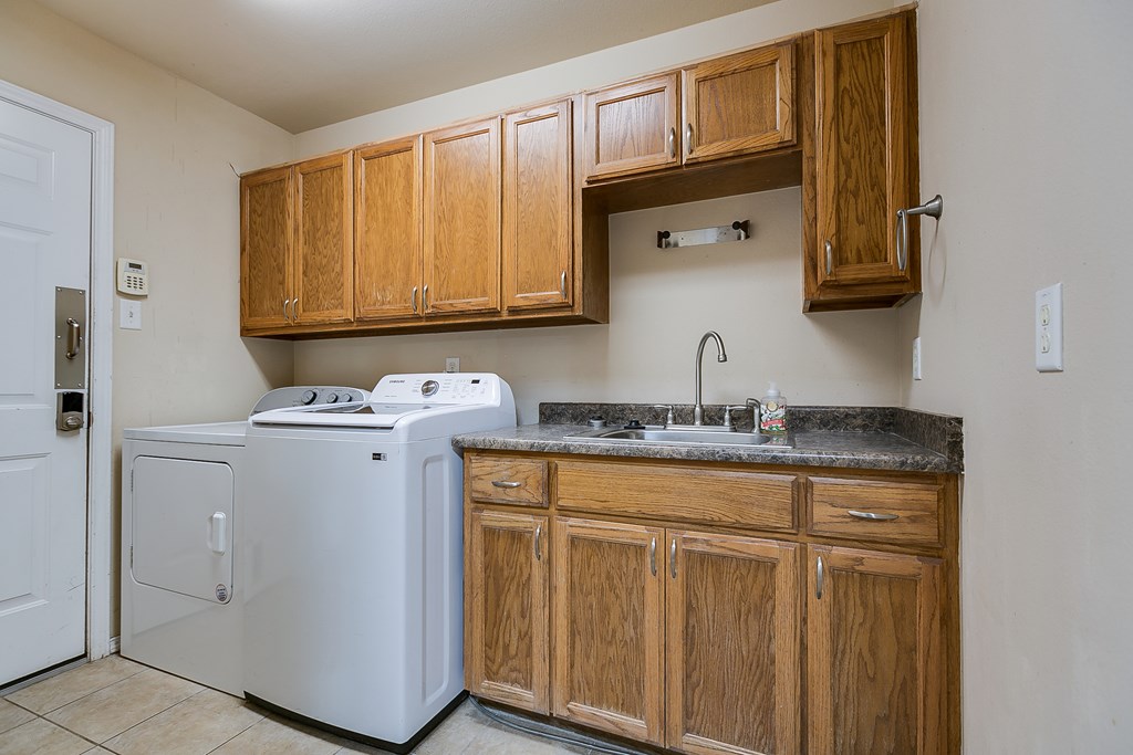 1218 Bremerton Dr Property Photo 13