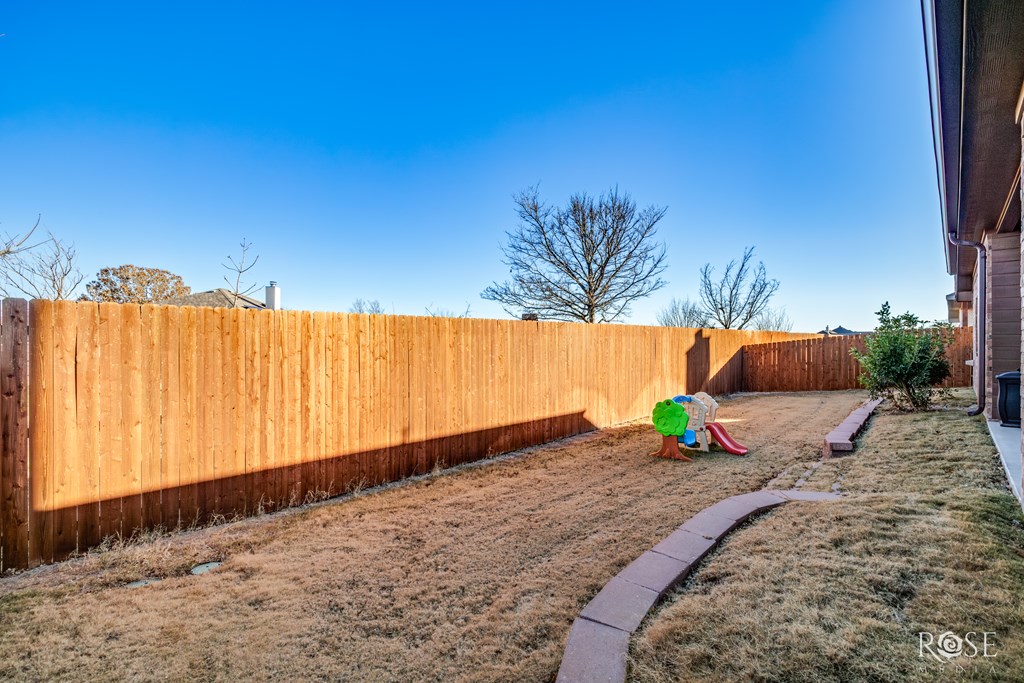 5922 Tarin St Property Photo 27