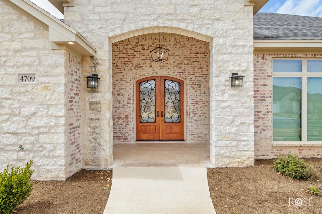4709 Karsten Creek Property Photo 8