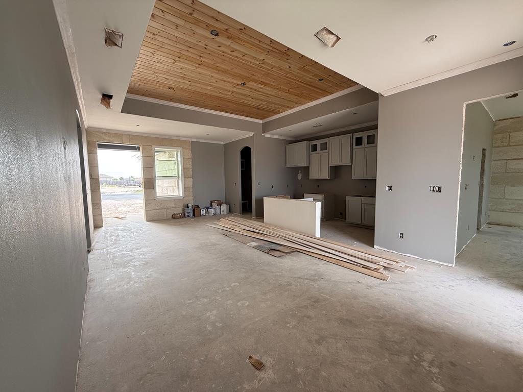 3005 Spirit Lane Property Photo 6