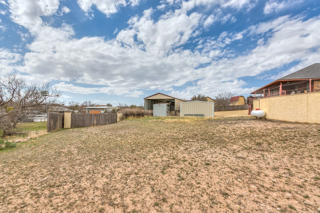 31 Loch Lomond Rd Property Photo 44
