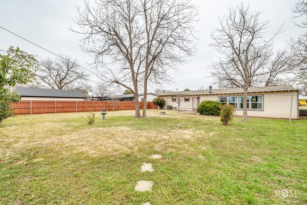 2652 Colorado Ave Property Photo 20