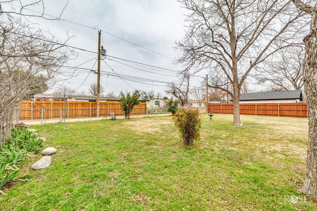 2652 Colorado Ave Property Photo 21
