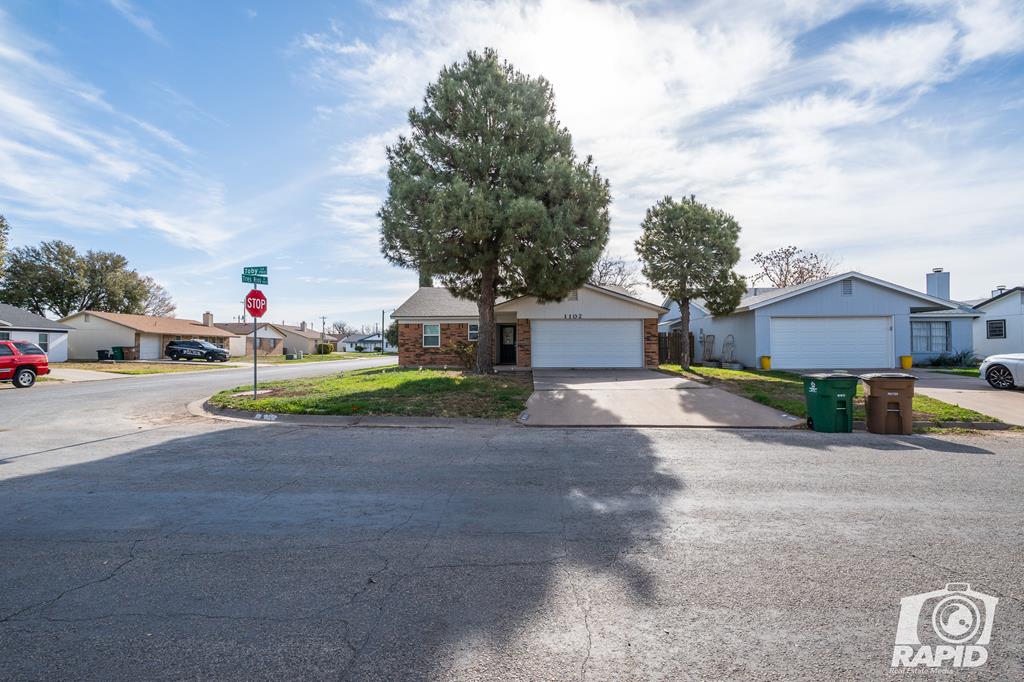 1102 Toby Lane Property Photo