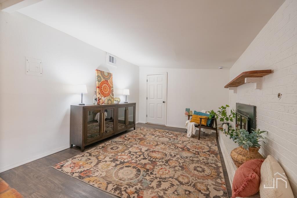 2521 Forest Park Ave Property Photo 6