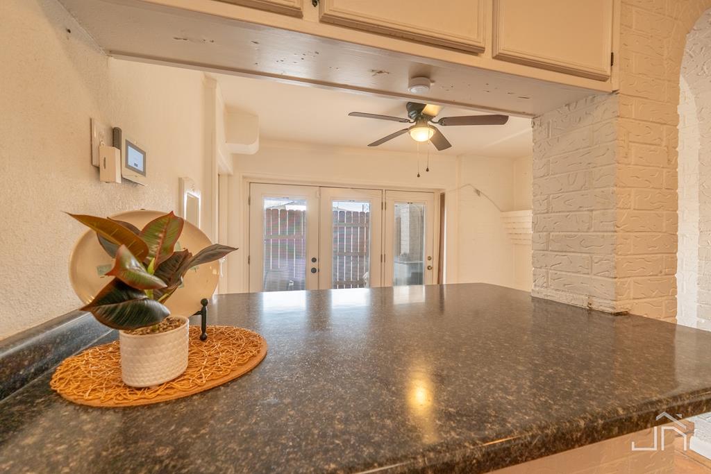 2521 Forest Park Ave Property Photo 10