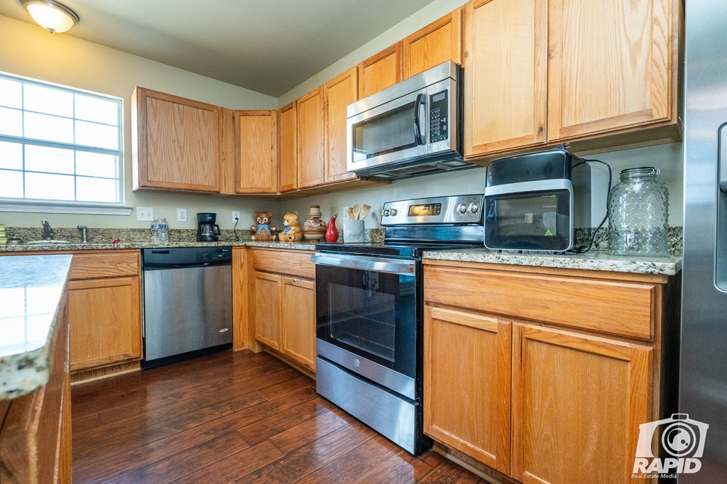 2266 Woodlawn Dr Property Photo 10