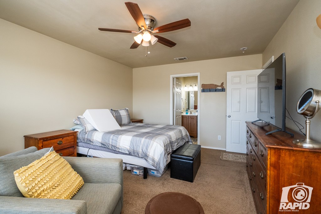 2266 Woodlawn Dr Property Photo 15