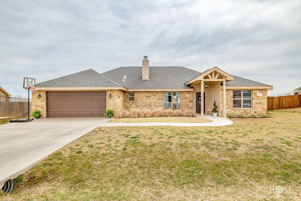 8419 Lynx Lane Property Photo 4