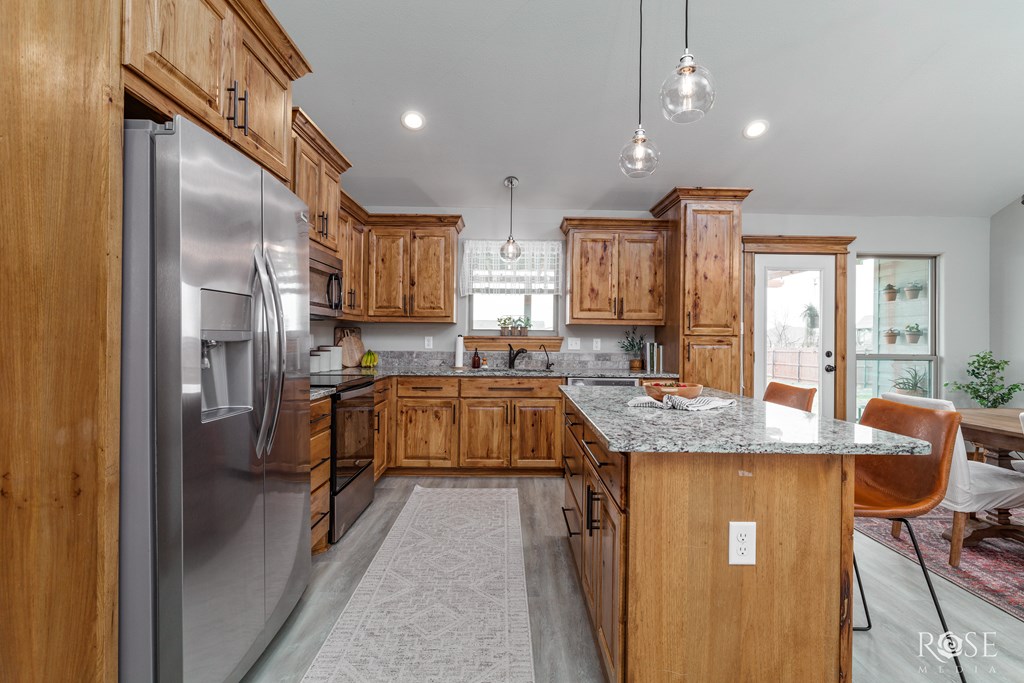 8419 Lynx Lane Property Photo 10