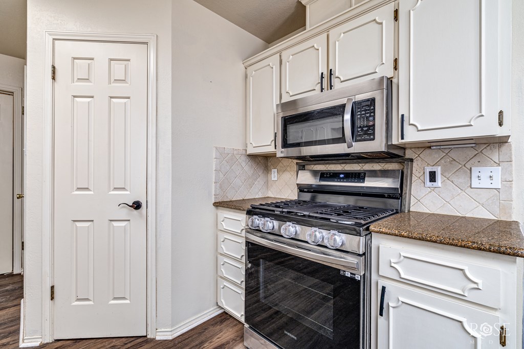 3413 Sequoia Circle Property Photo 43