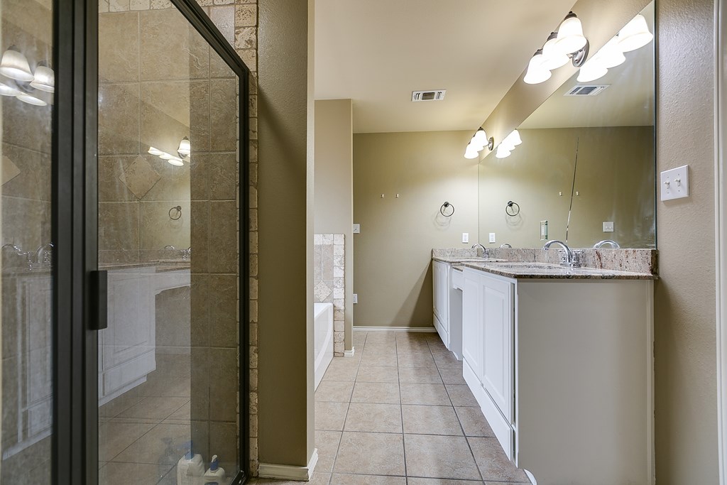 5918 April St Property Photo 4
