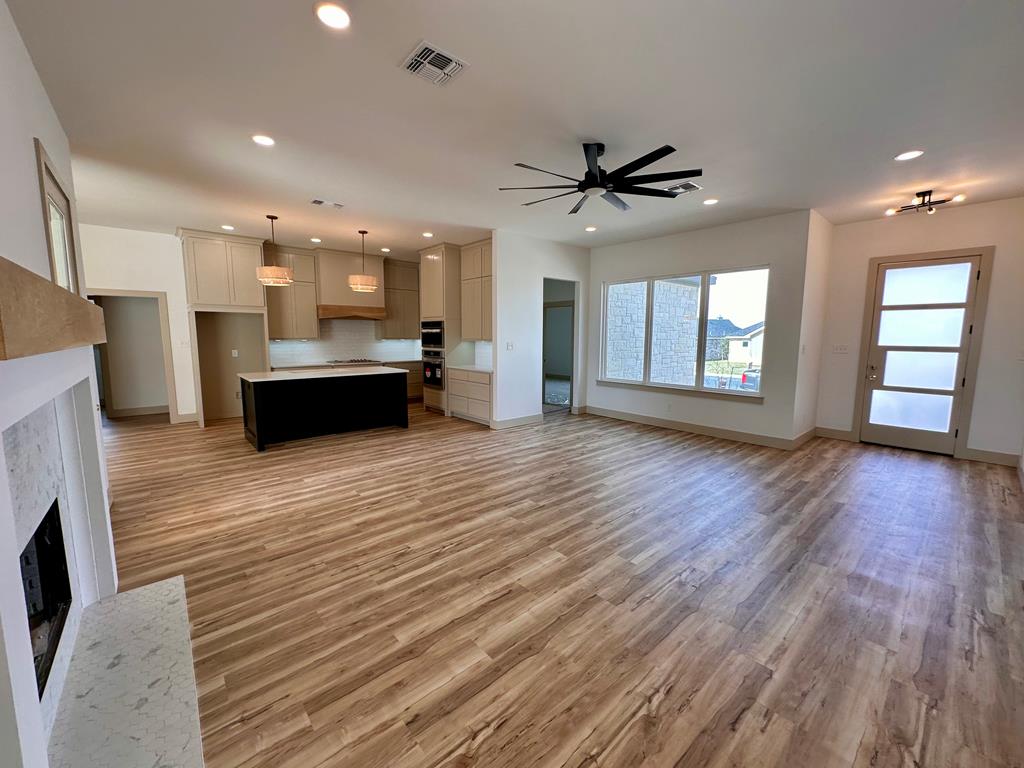 3613 Clearview Dr Property Photo 6