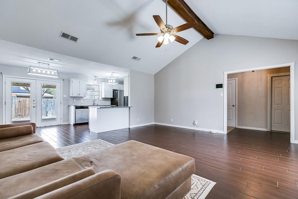 3830 Driftwood Dr Property Photo 1