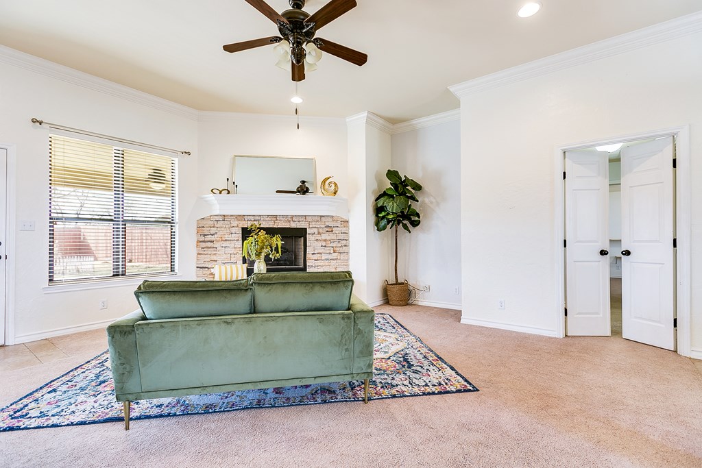 1113 Windemere Circle Property Photo 8