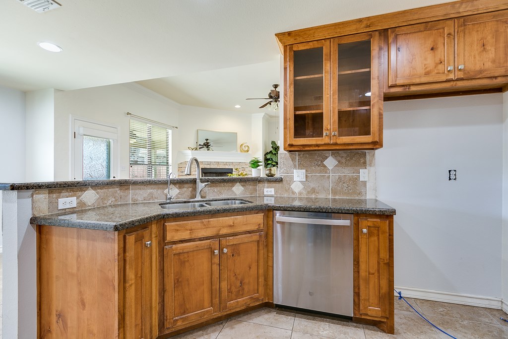1113 Windemere Circle Property Photo 16
