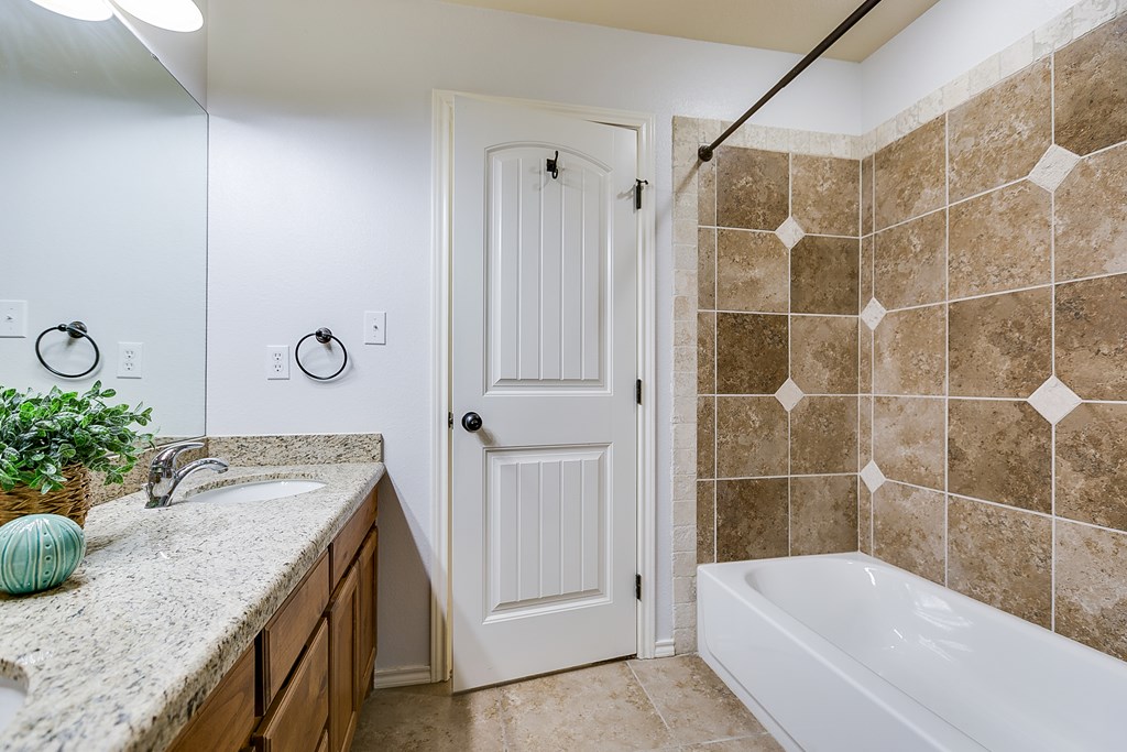 1113 Windemere Circle Property Photo 33