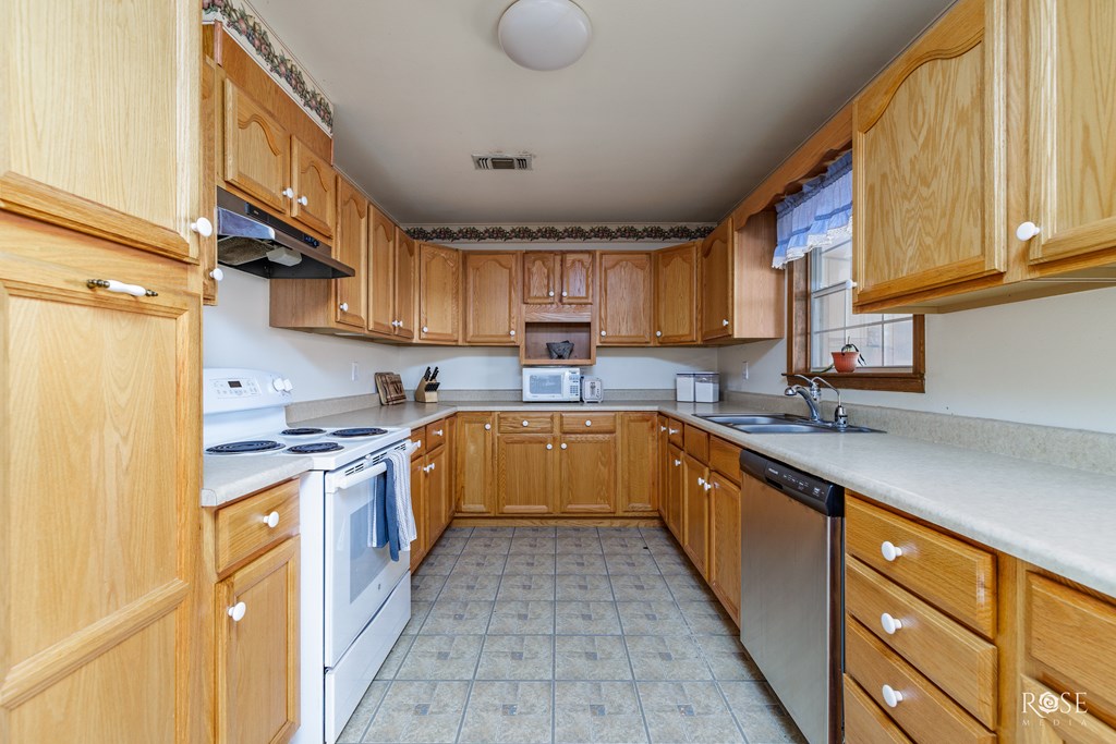 10934 Glass Rd Property Photo 13
