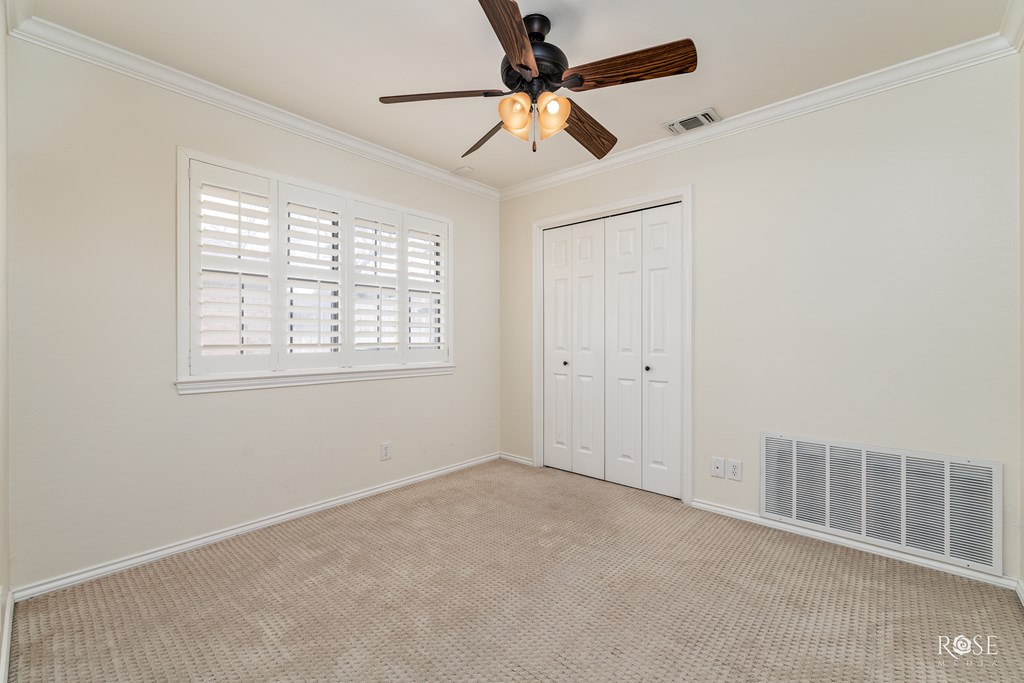 3330 Shadyhill Dr Property Photo 18