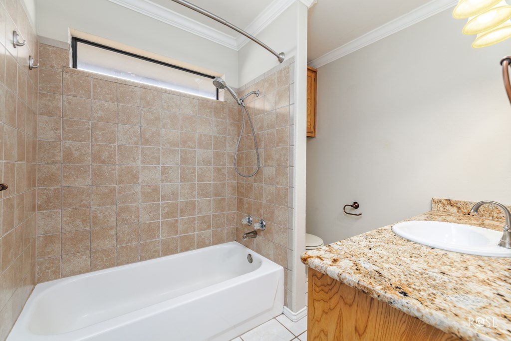 3330 Shadyhill Dr Property Photo 19