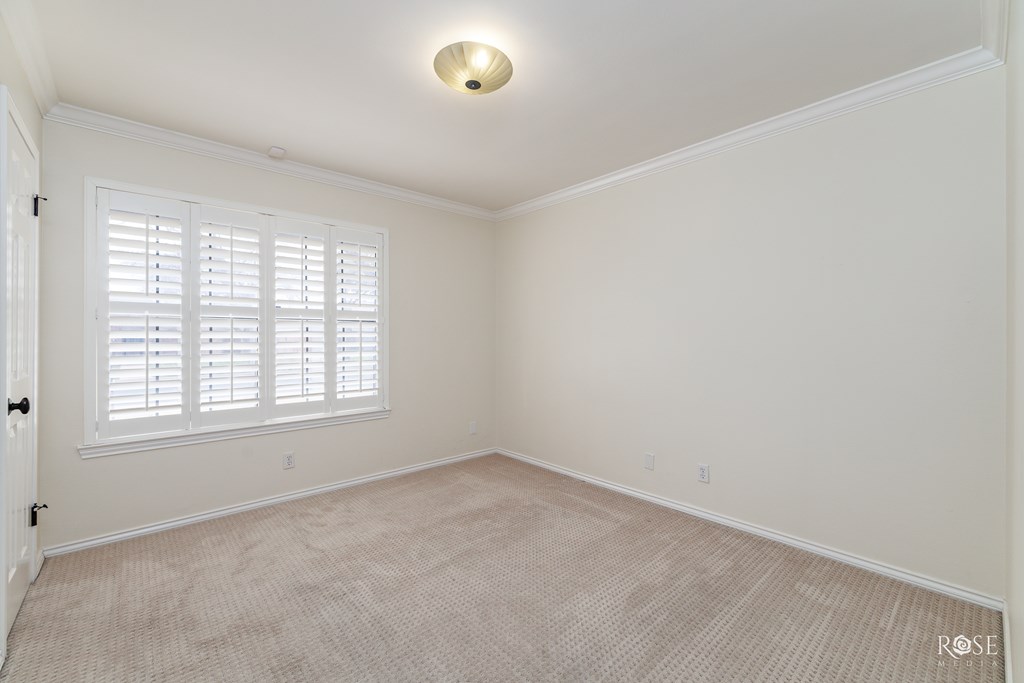 3330 Shadyhill Dr Property Photo 21