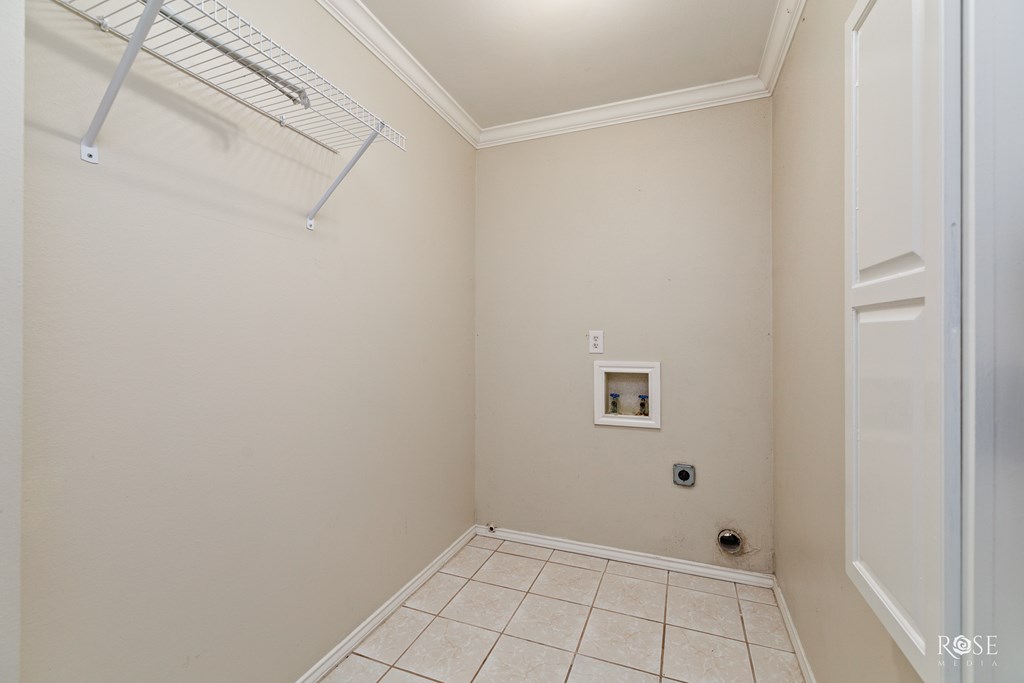 3330 Shadyhill Dr Property Photo 22