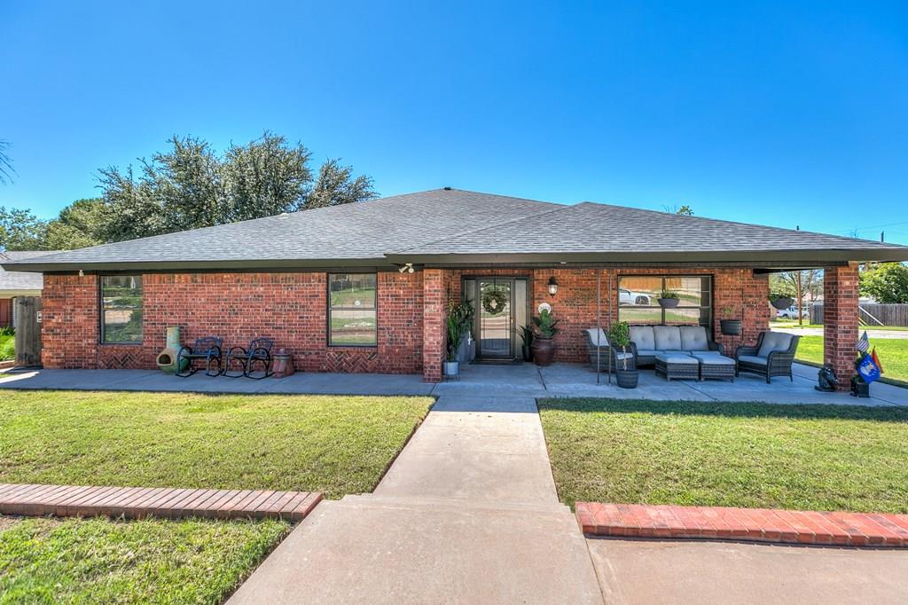 3613 Clark Dr Property Photo