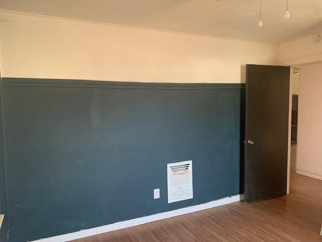 403 Crosson St Property Photo 8