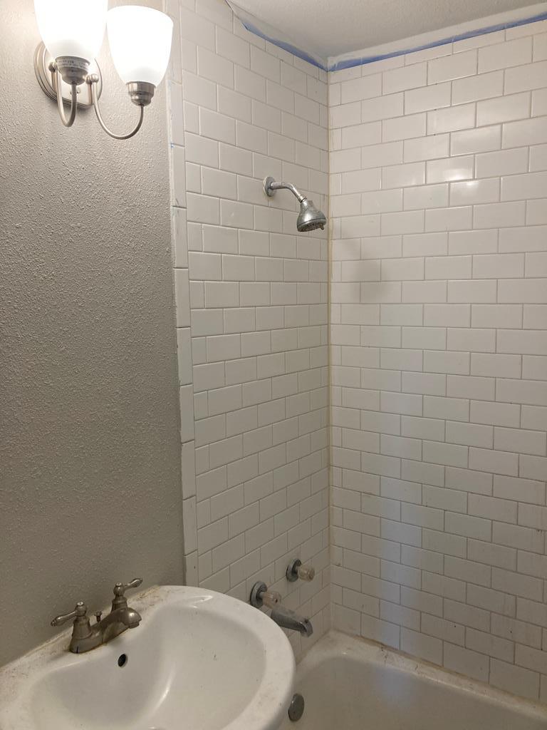 510 25 1/2 St Property Photo 6