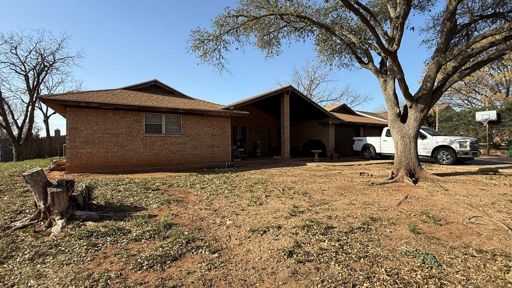 2819 Lindenwood Dr Property Photo