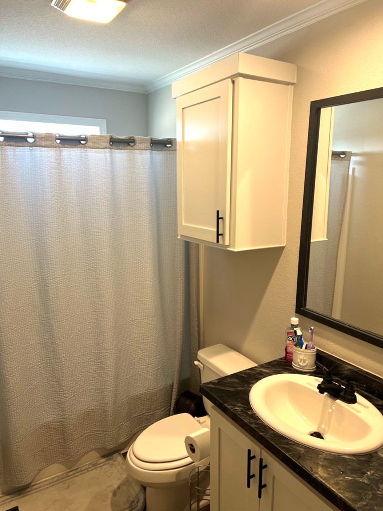 406 S Grand Ave Property Photo 9